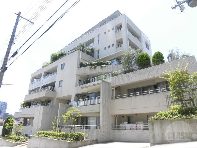 ワコーレ山本通アルベツィオの外観